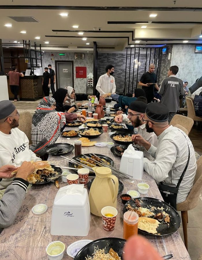 umrah-dinner-makkah